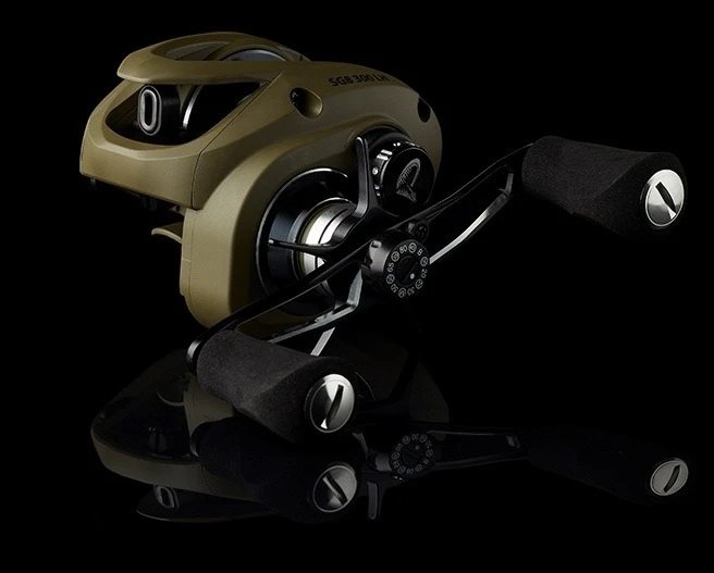 Savage Gear SG8 BC 300 LH Reel 3 Savage Gear SG8 BC 300 LH Reel