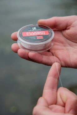 Ultimate Fluorocarbon 0,45mm - 25m -Fish Tackle 6ba7def81787ee2a