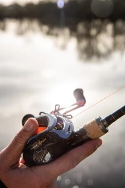 Ultimate Spear Cast Reel -Fish Tackle 7d893d28081daea5